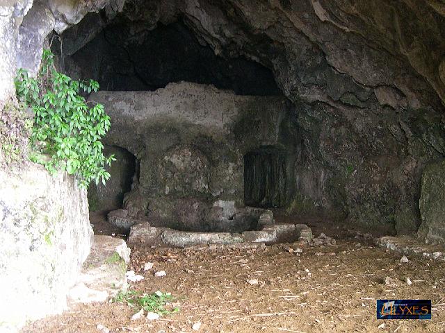 grotta con ninfeo.JPG